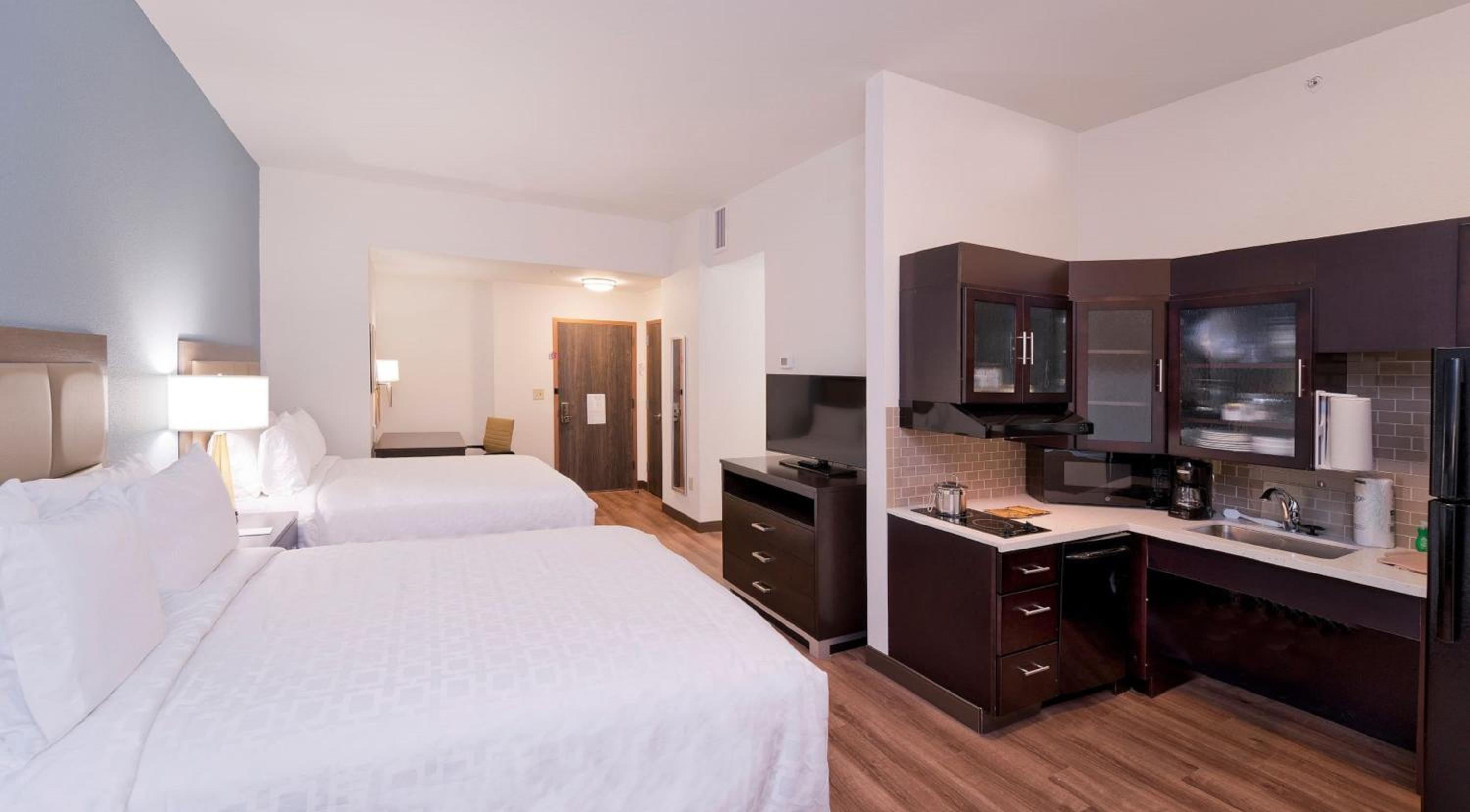 candlewood suites baltimore inner harbor by ihg