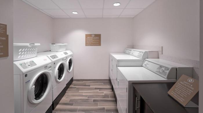 candlewood suites baltimore inner harbor by ihg