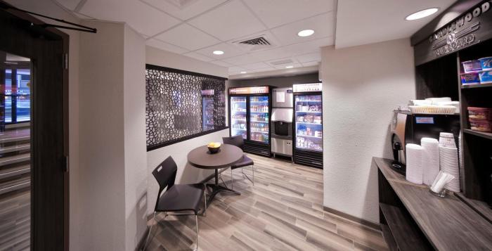 candlewood suites baltimore inner harbor by ihg