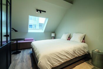hotel t