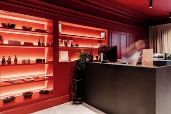 hotel t