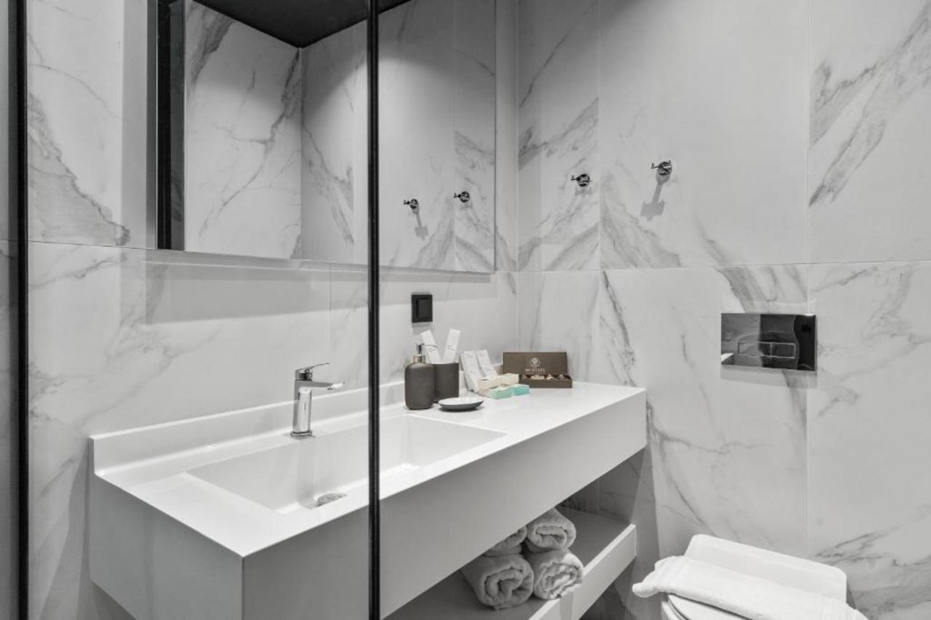 azur hotel volos