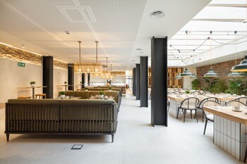 hotel sercotel esteoeste