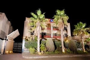 the villa 604 powered by look