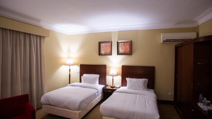 the villa 604 powered by look