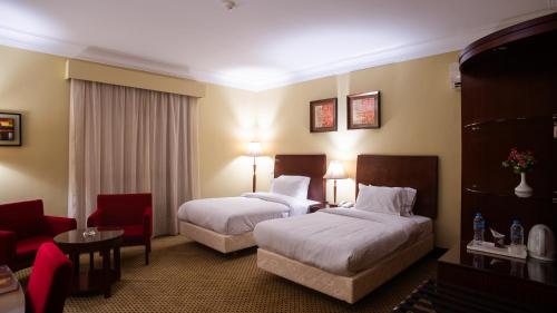 the villa 604 powered by look