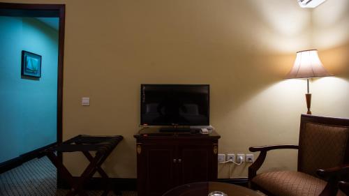 the villa 604 powered by look