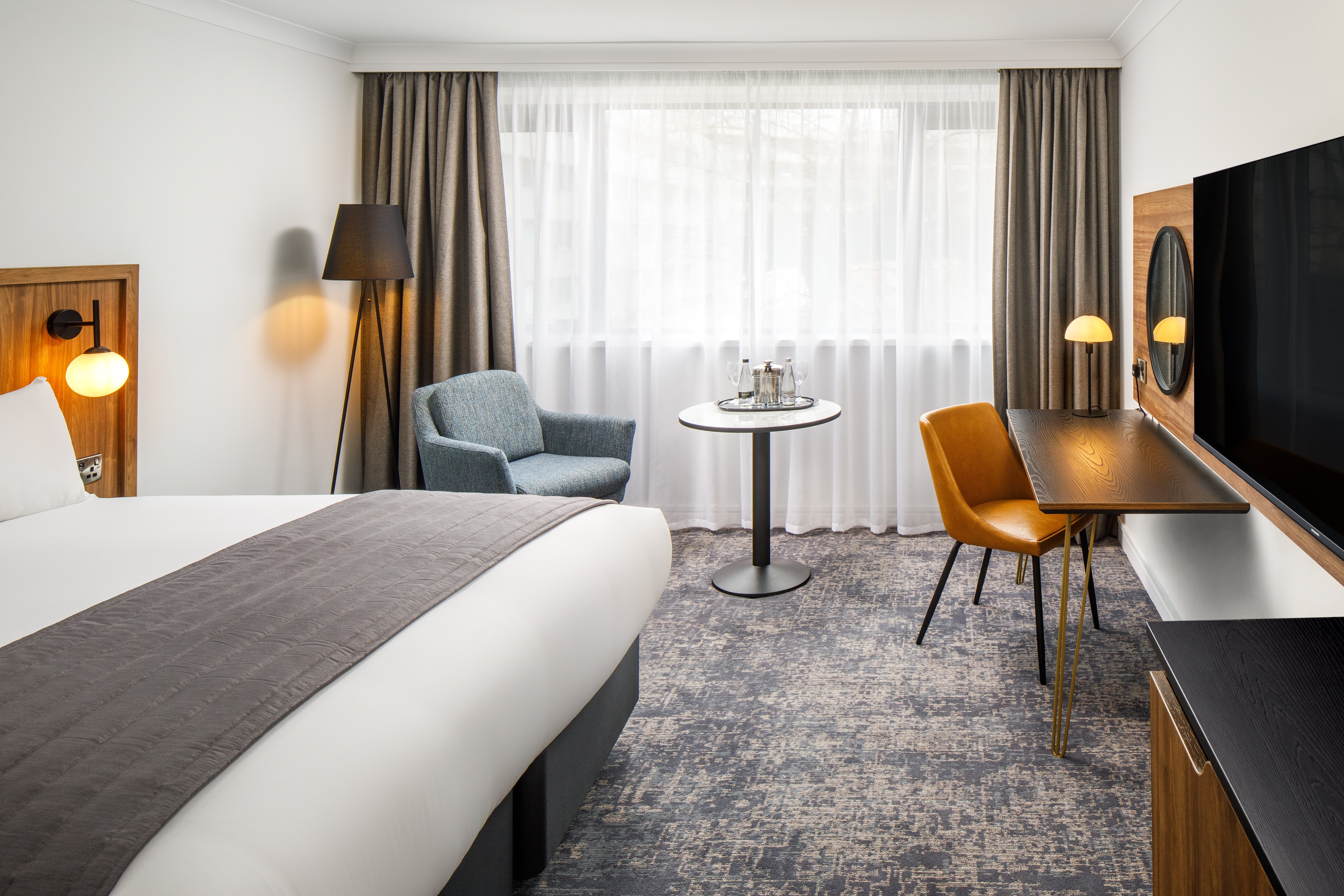 crowne plaza manchester airport by ihg