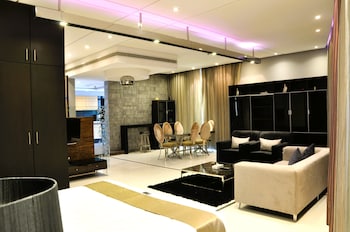 sway suites