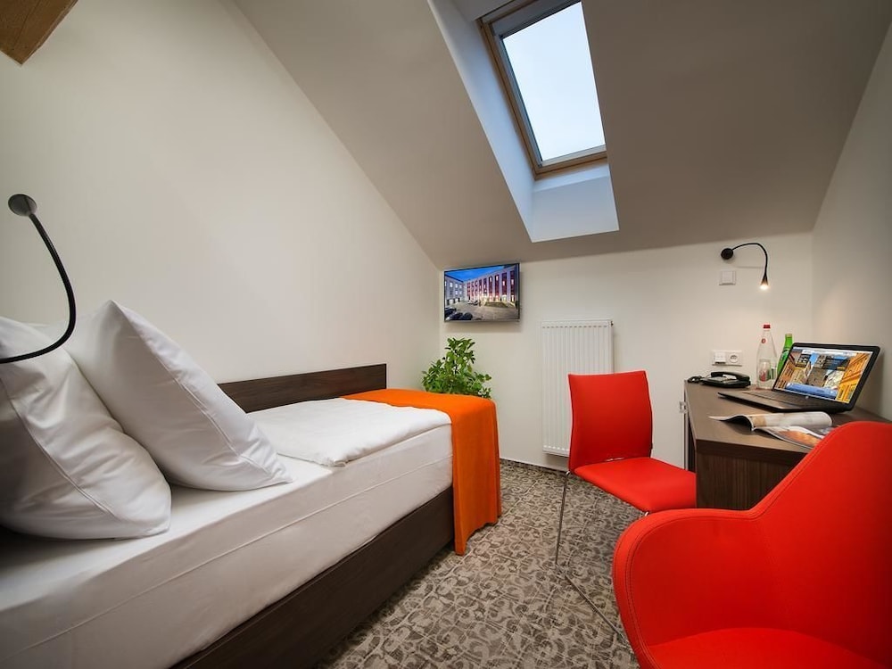 ea business hotel jihlava