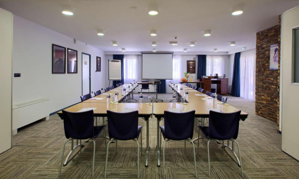 kyriad libourne saint emilion