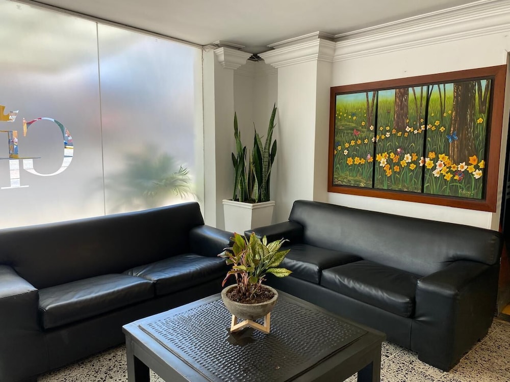 tama hotel granada real cali