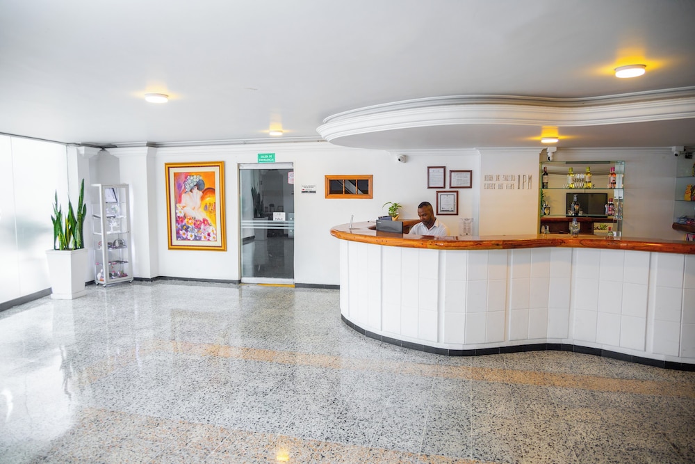 tama hotel granada real cali