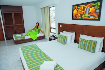 tama hotel granada real cali