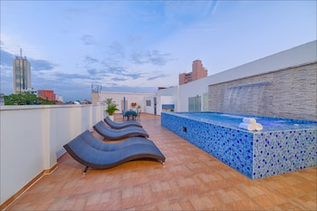 tama hotel granada real cali