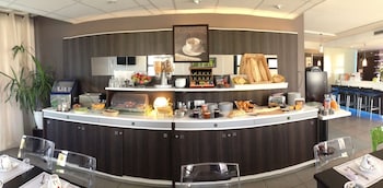 ptit dej hotel nantes est carquefou
