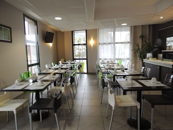 ptit dej hotel nantes est carquefou