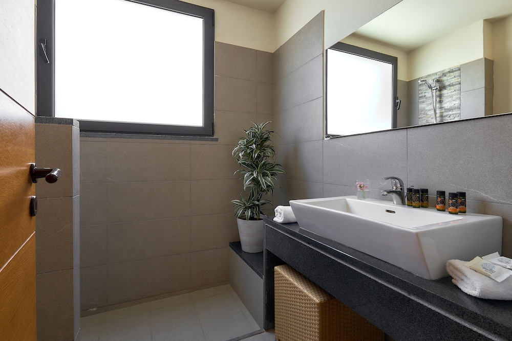 creteco hotel and suites