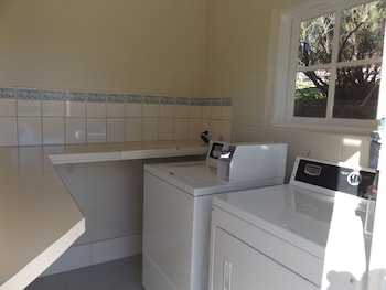 clare valley motel