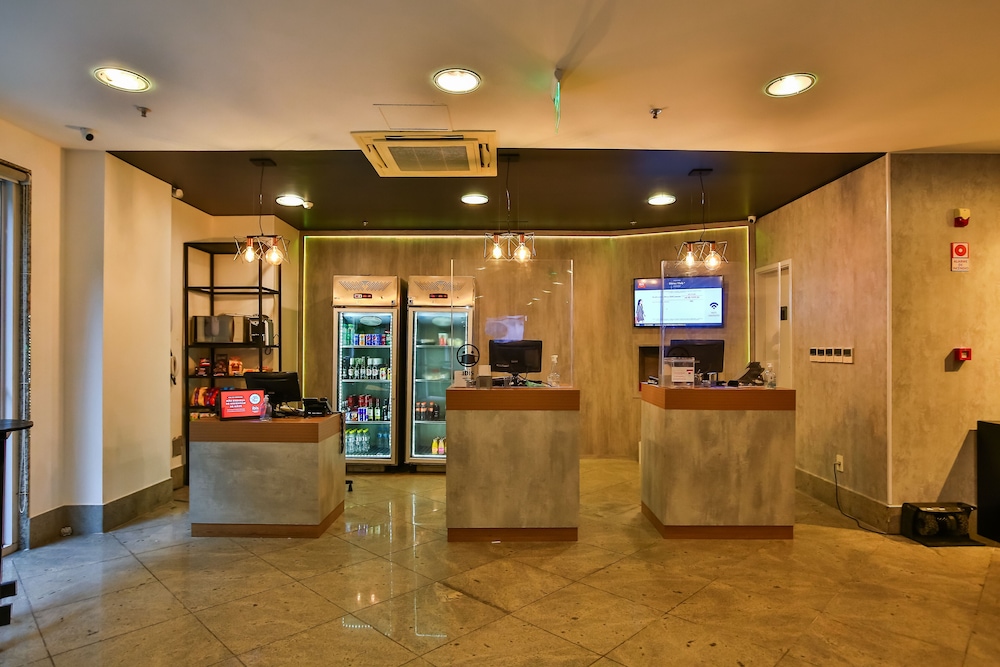 ibis copacabana posto 2 hotel