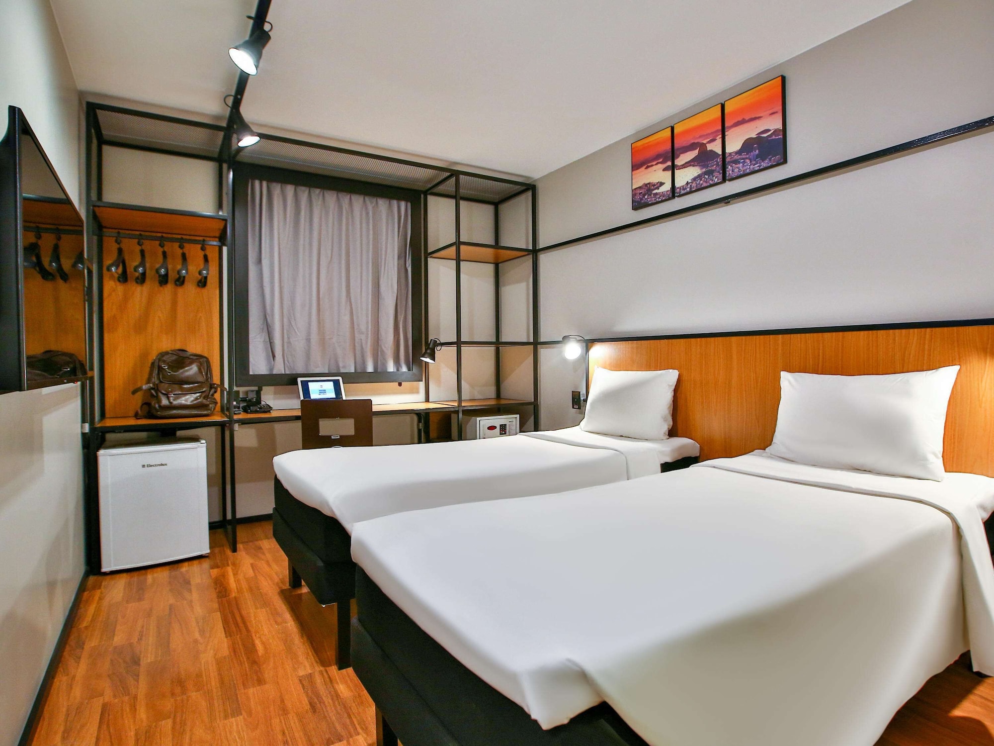 ibis copacabana posto 2 hotel