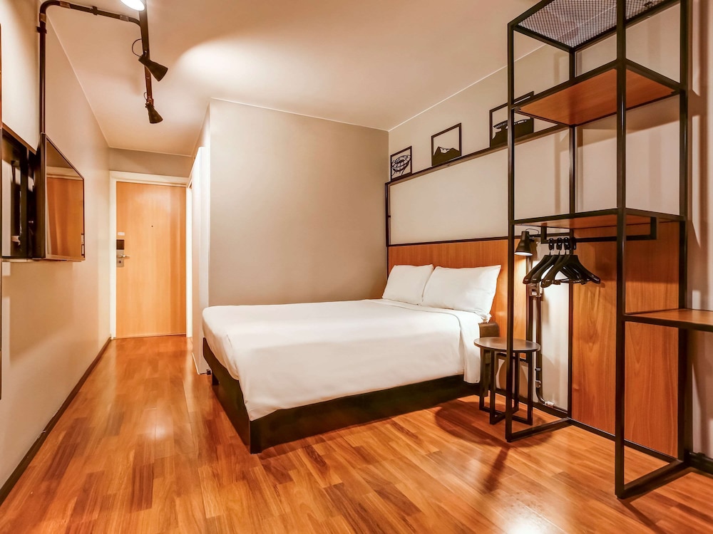ibis copacabana posto 2 hotel