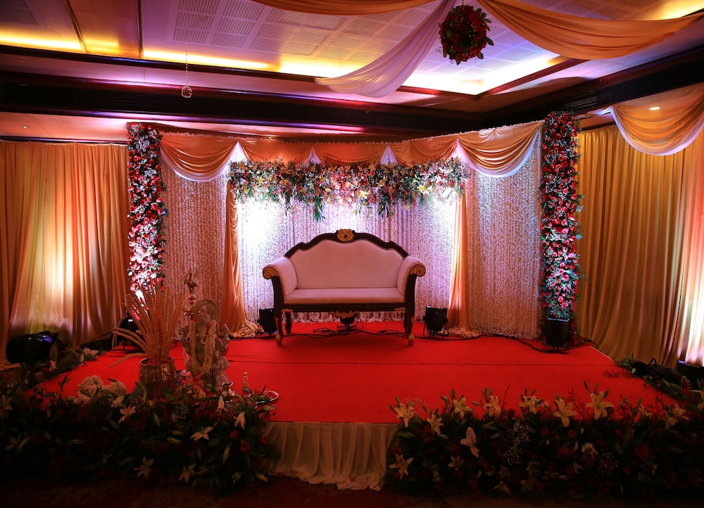 classic sarovar portico thiruvananthapuram