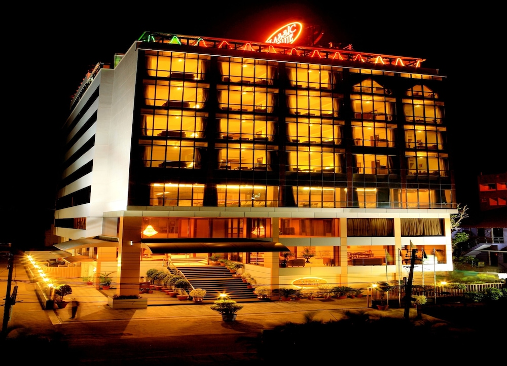 classic sarovar portico thiruvananthapuram