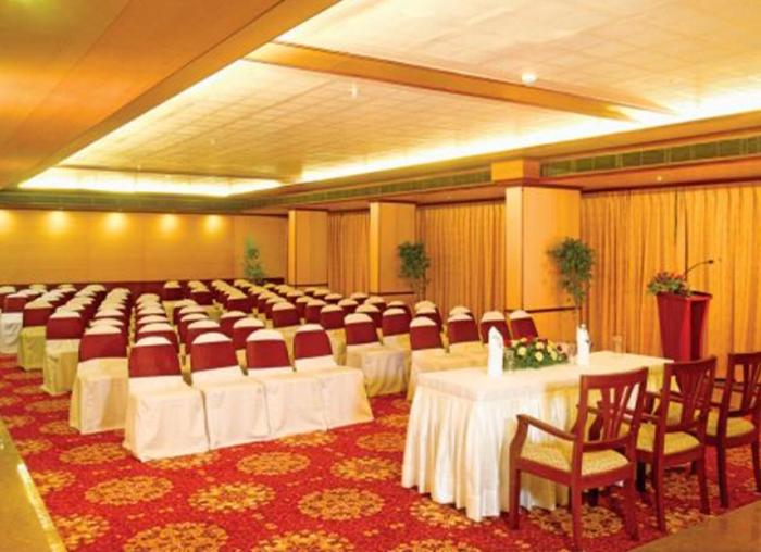 classic sarovar portico thiruvananthapuram