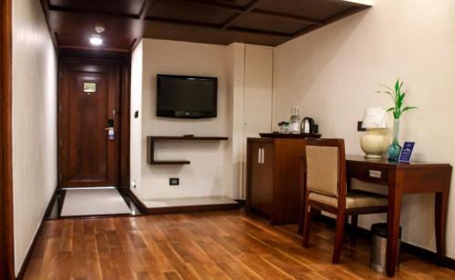 classic sarovar portico thiruvananthapuram