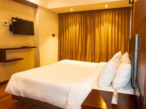 classic sarovar portico thiruvananthapuram