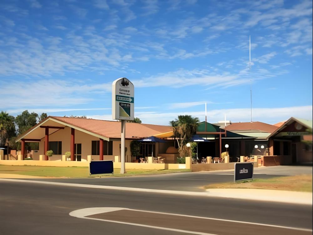 cervantes pinnacles motel