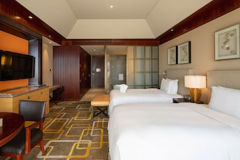hilton qingdao golden beach
