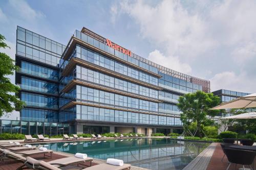 the oct harbour shenzhen marriott executive apartments