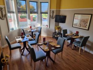 St Leonards Guest House,Largs>>Blackwaterfoot,3 star