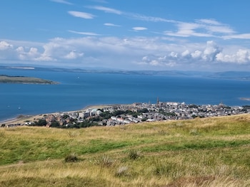largs