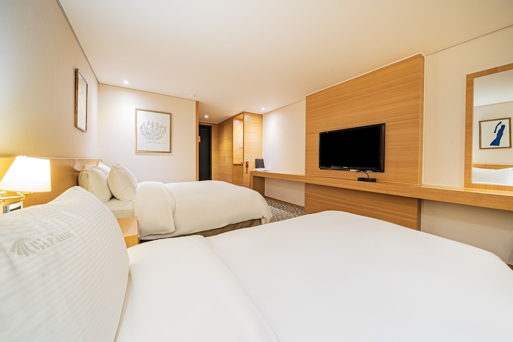 hotel biz inn