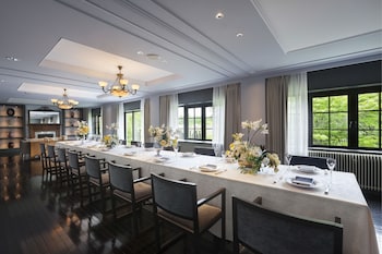 kyukaruizawa kikyo curio collection by hilton