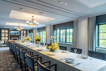 kyukaruizawa kikyo curio collection by hilton