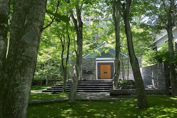 kyukaruizawa kikyo curio collection by hilton