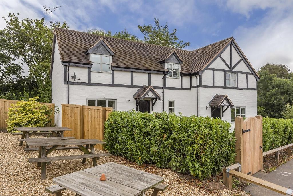 the hopton crown
