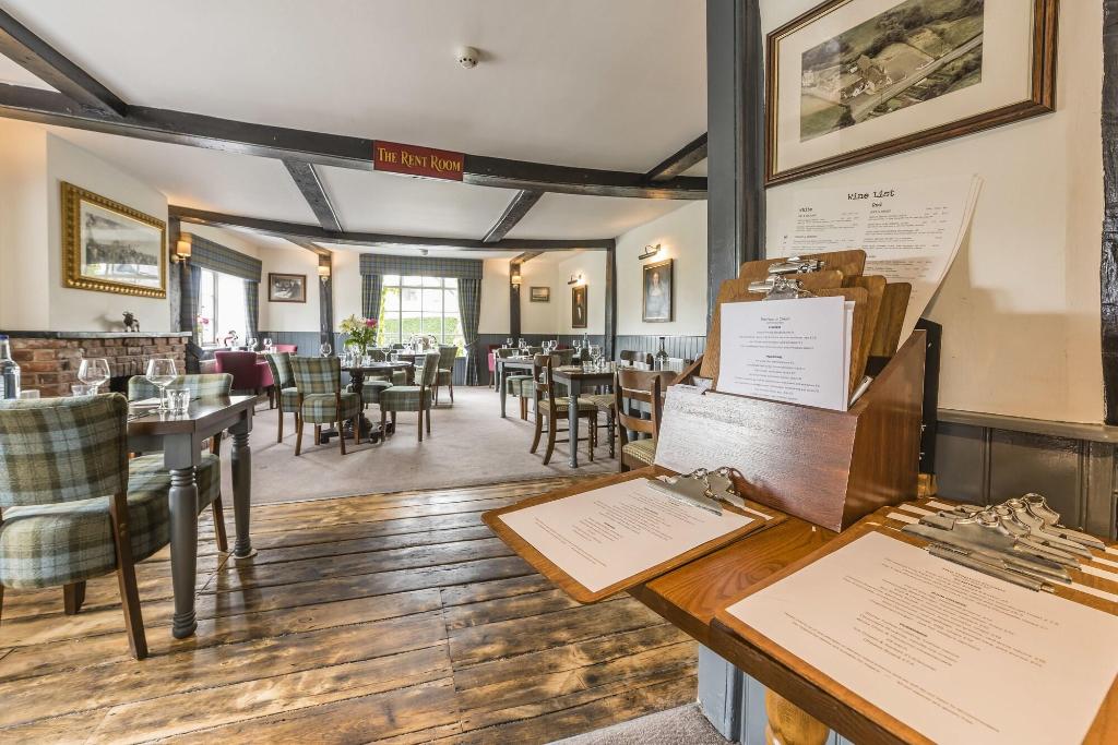 the hopton crown