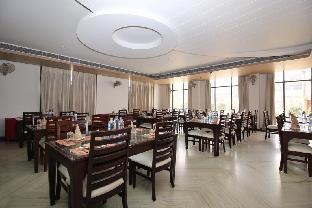 Royal Park Hotels & Resorts,,3 star