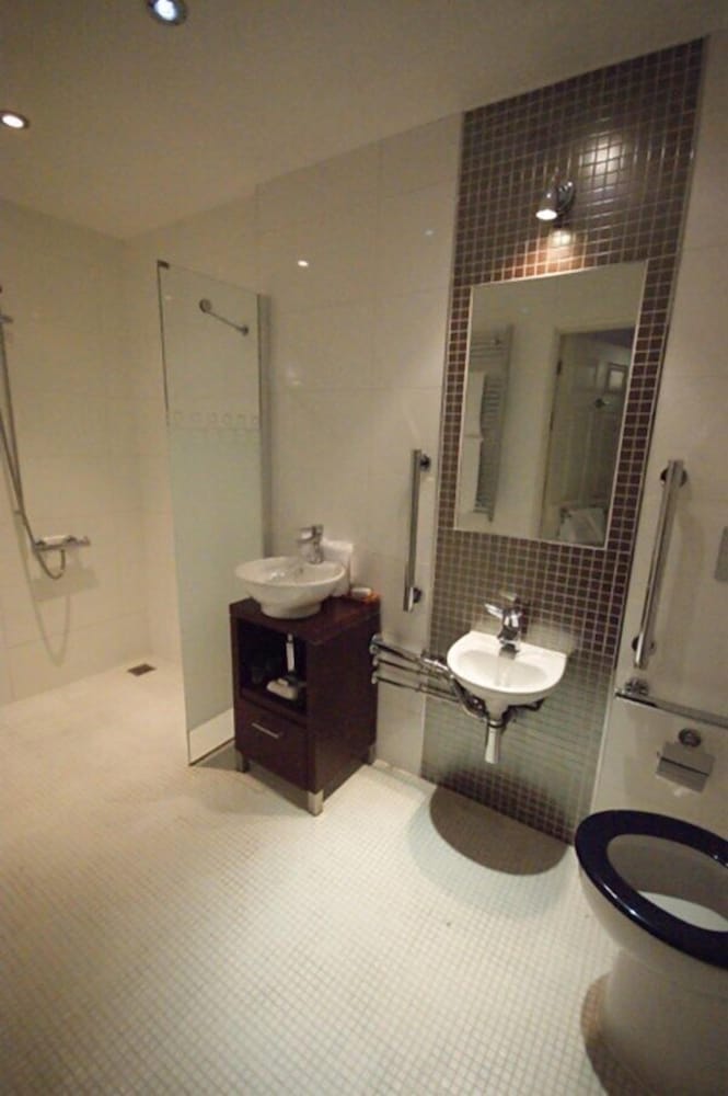 cathedral quarter hotel derby