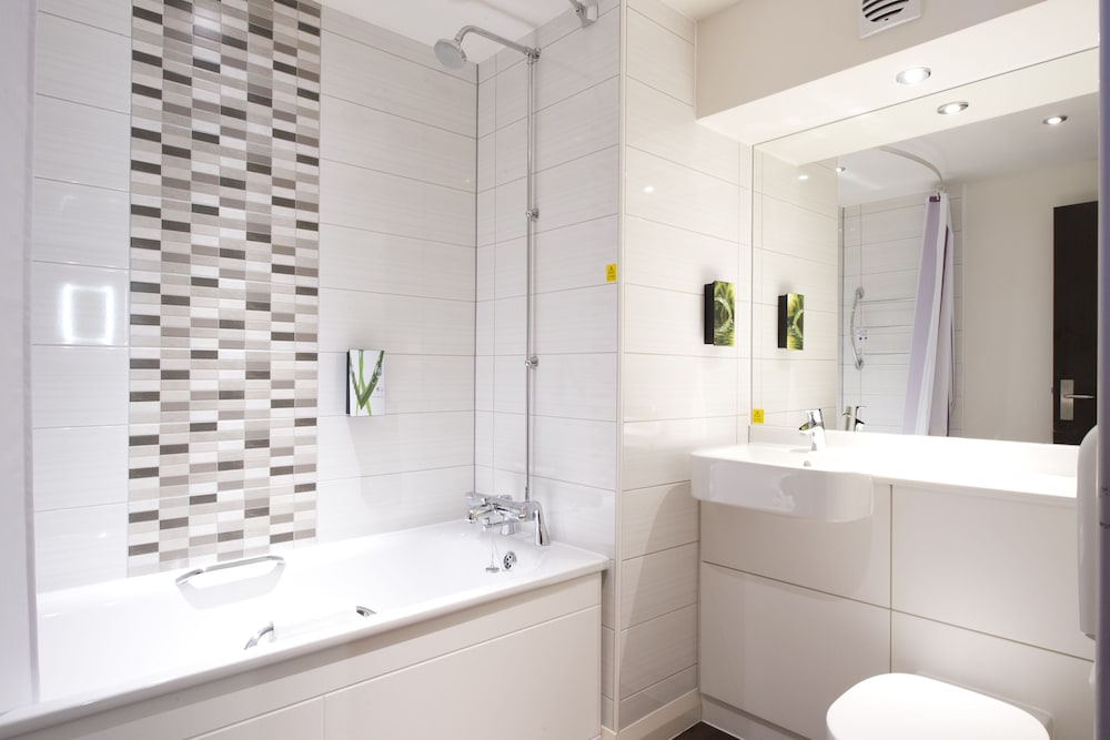 premier inn edinburgh cc york place st james quarter