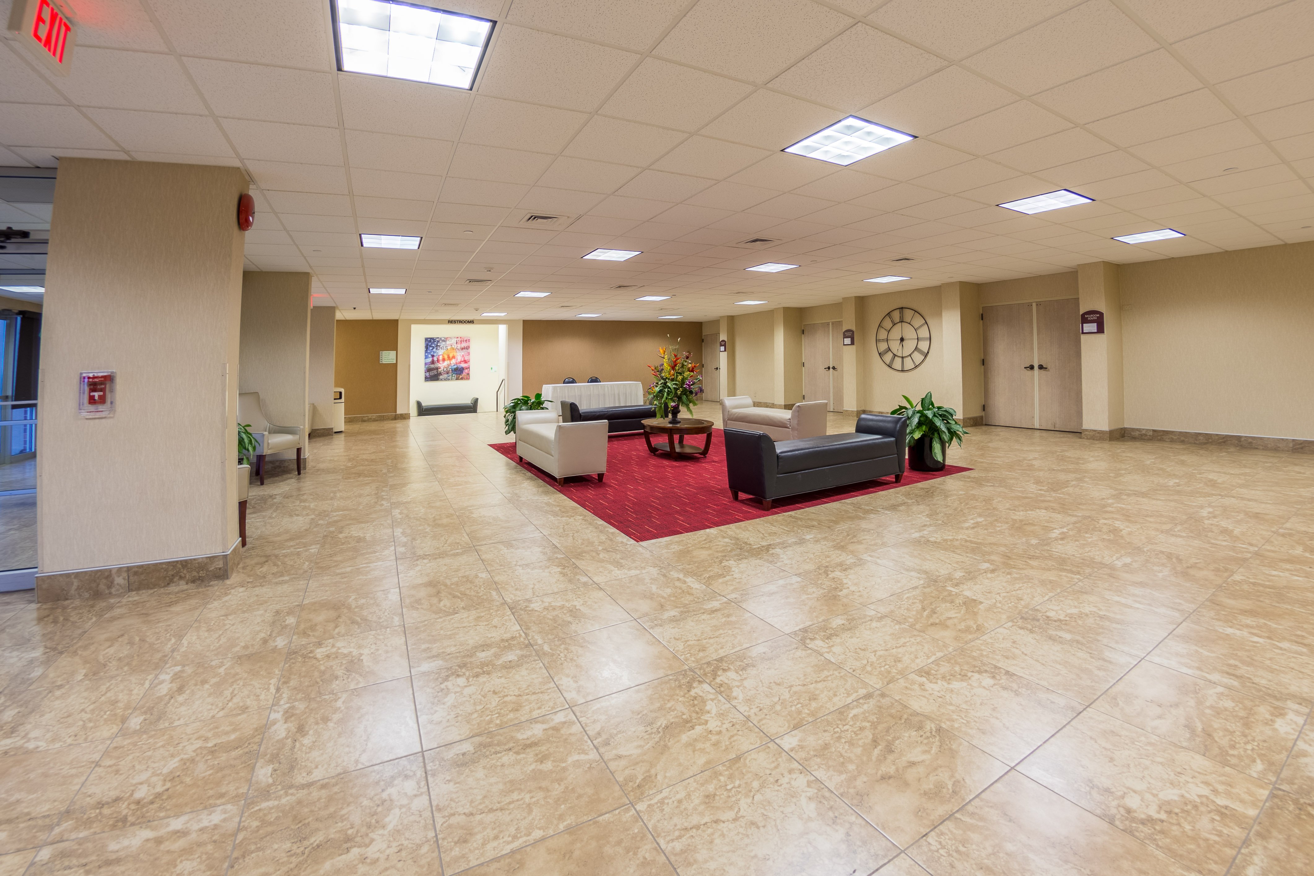 holiday inn des moines airport conf center by ihg