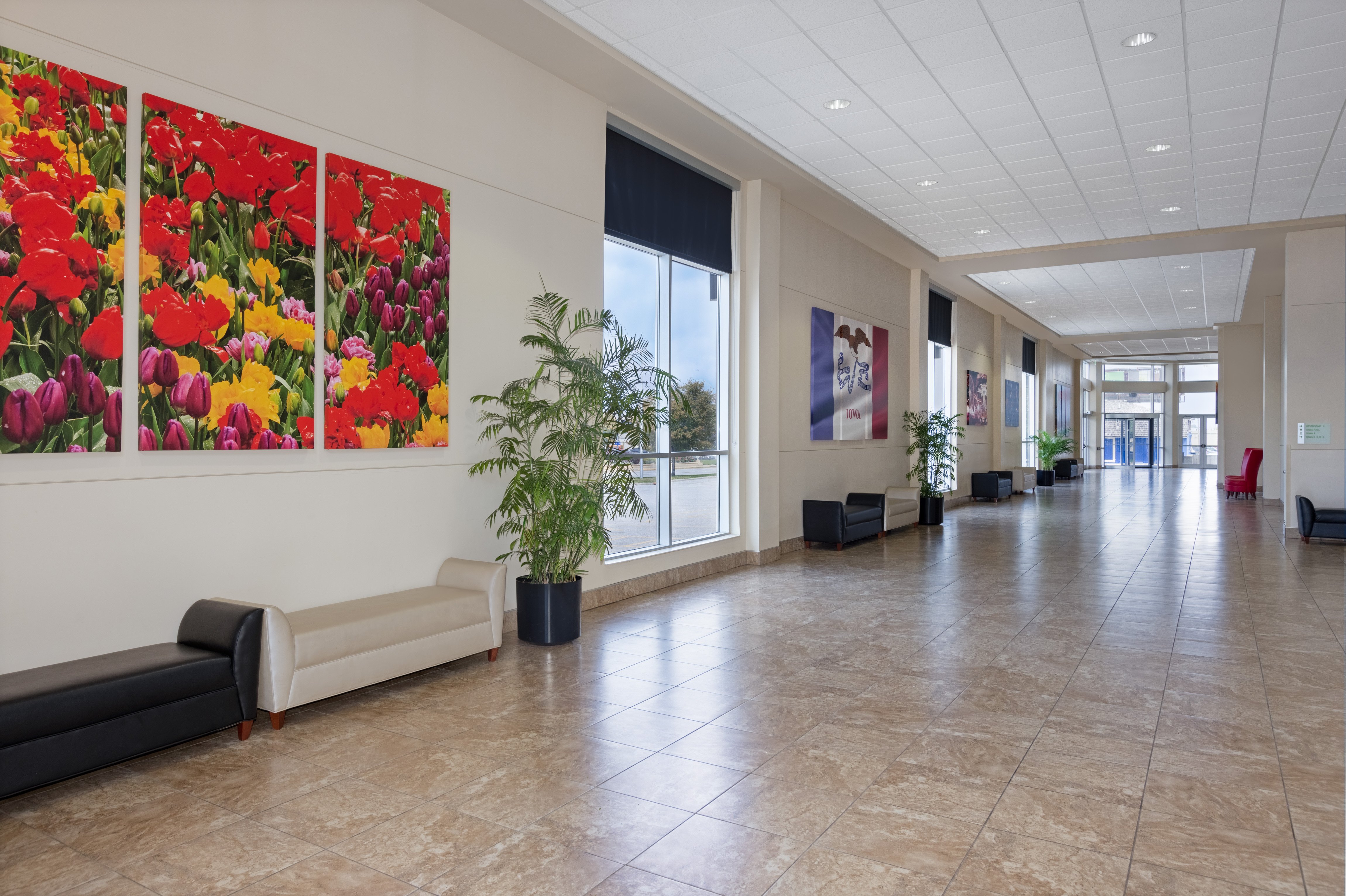 holiday inn des moines airport conf center by ihg