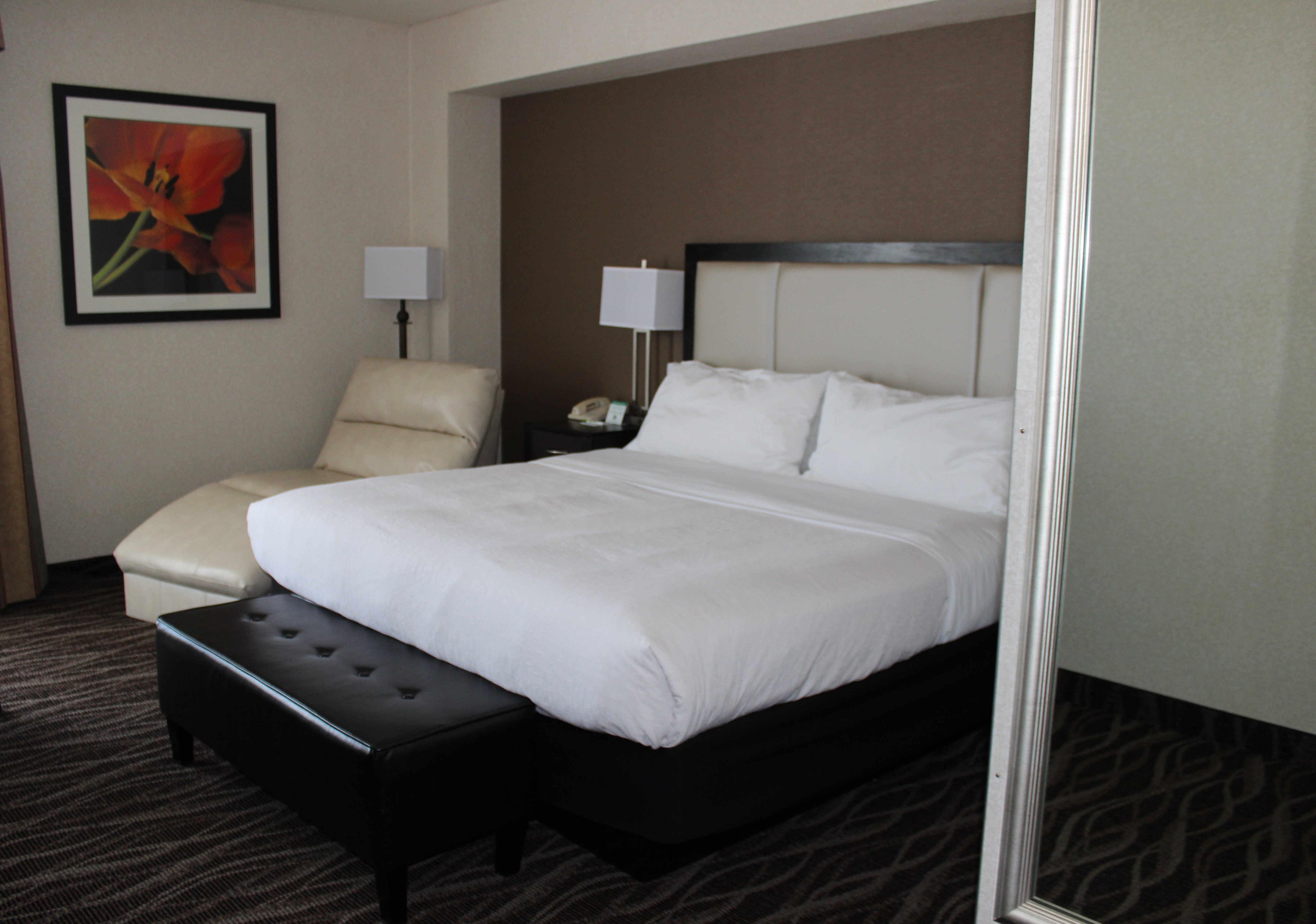 holiday inn des moines airport conf center by ihg