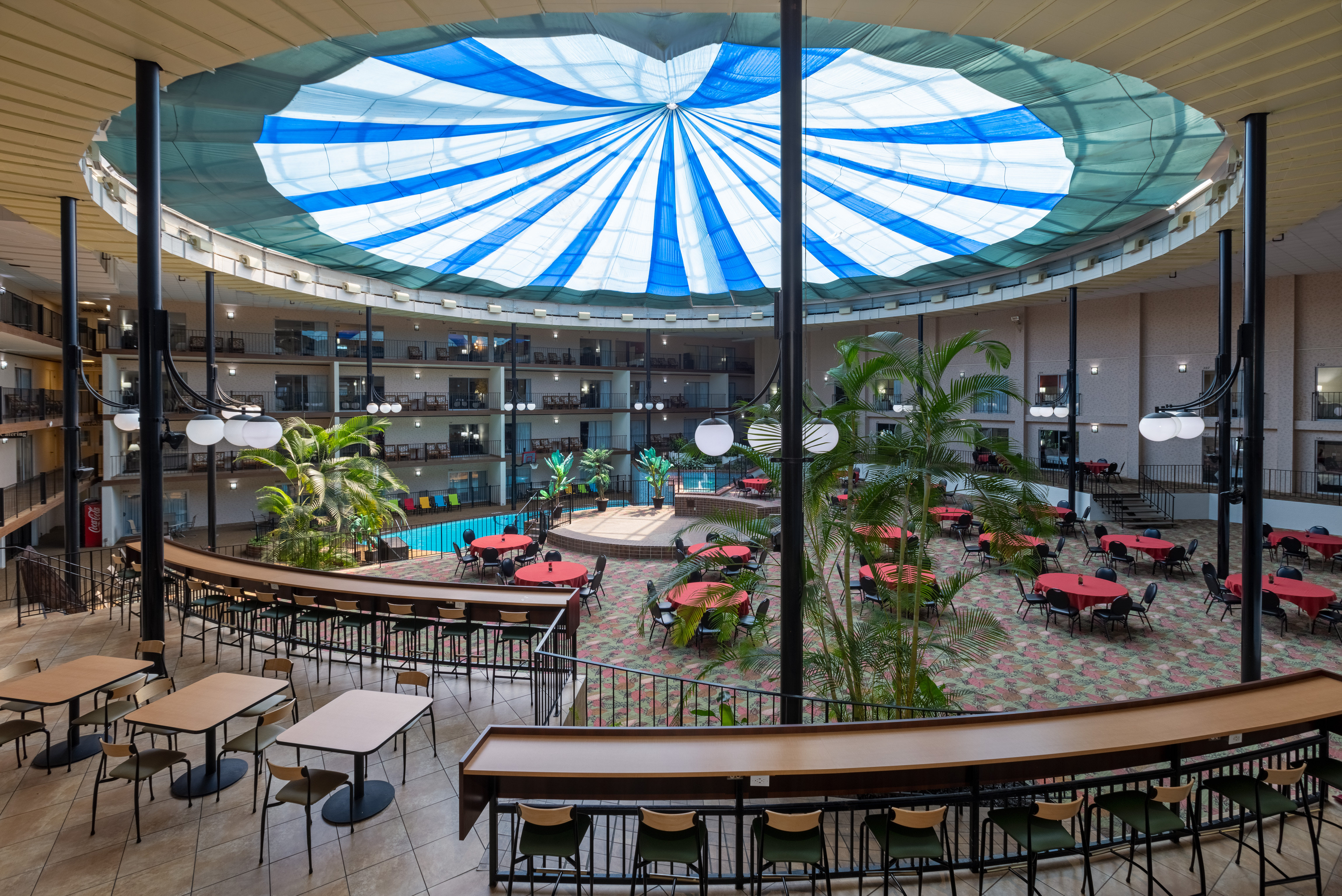 holiday inn des moines airport conf center by ihg