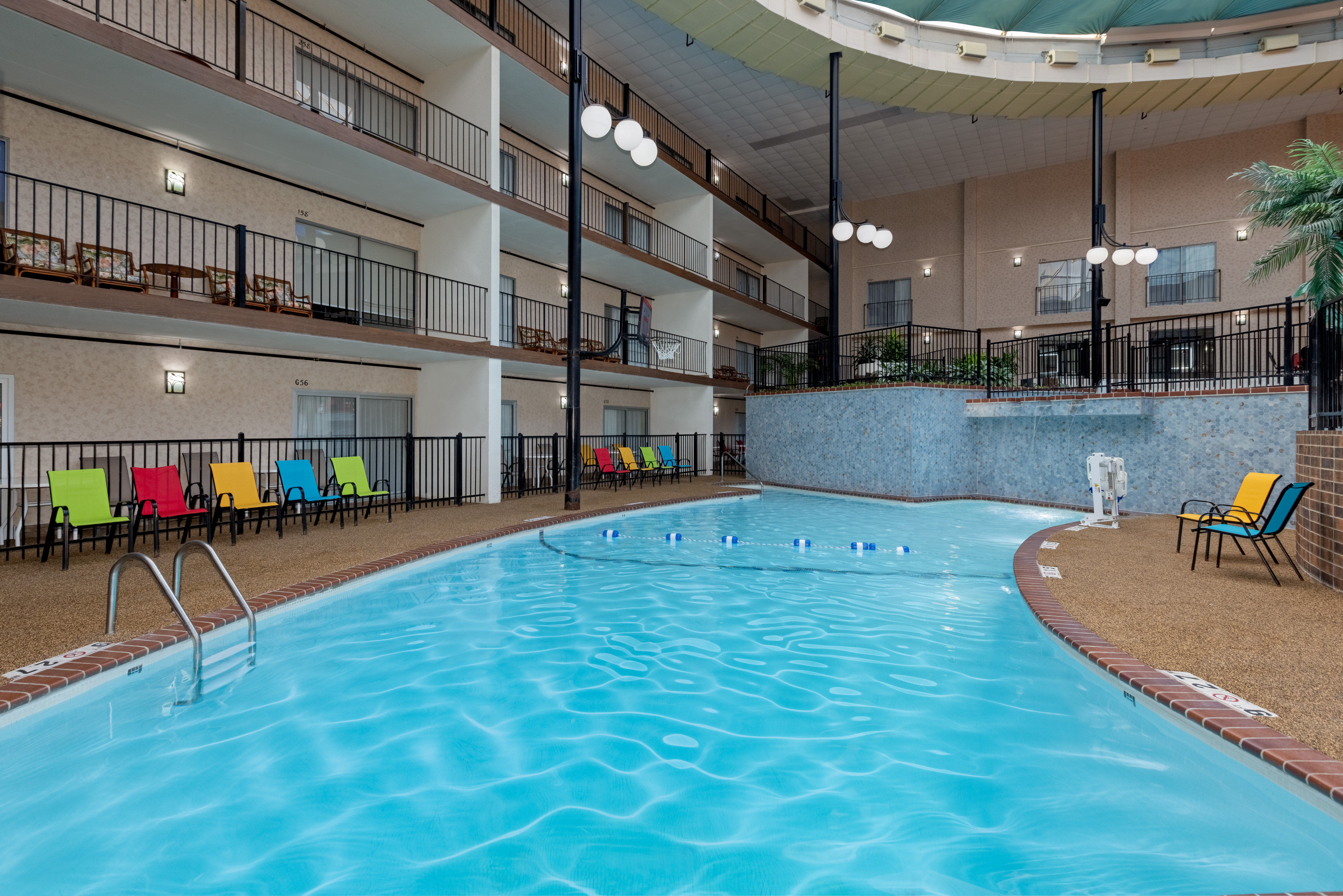 holiday inn des moines airport conf center by ihg